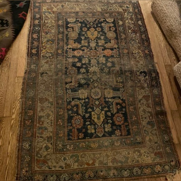 Vintage Handwoven Area Rug - Picture 8 of 8